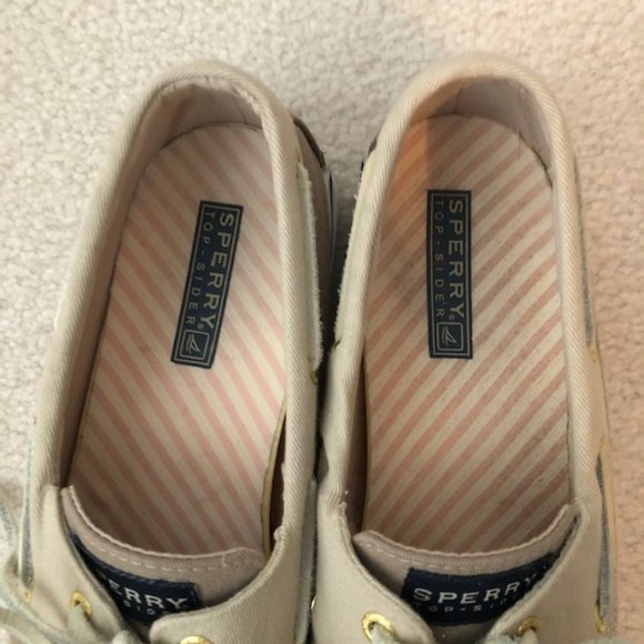 SPERRY Top Sider 2-Eye Boat Shoes in tan colour EUC, Size 7.5 - Picture 9 of 15